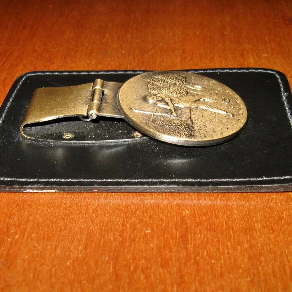 Golf Theme Leather Metal Money Clip Embossed Golfer Slip Pocket for Credit Card